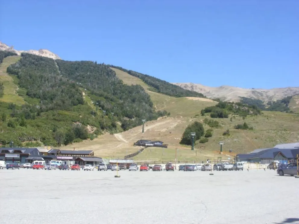 Catedral recuperó una central meteorológica