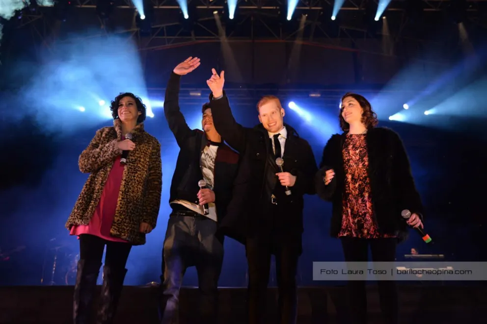 Los Elegidos cerraron una noche inolvidable en el Centro Cívico