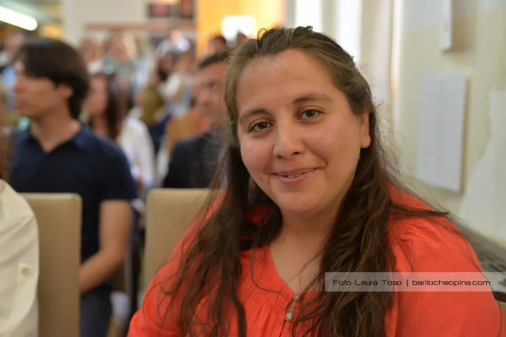 Cumpleaños de Bariloche: Saludo de la legisladora Claudia Contreras