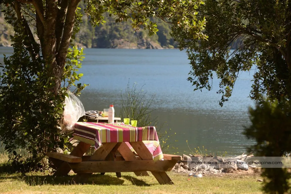 Recomendaciones y cuidados en la naturaleza a la hora de acampar