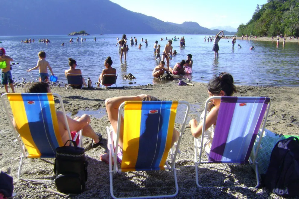 Sol, calor y playa: El clima para este fin de semana en Bariloche