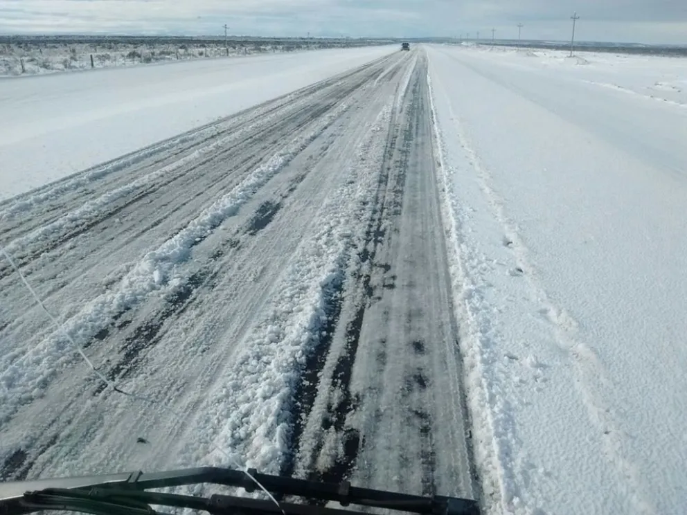 Es obligatoria la portación de cadenas en la Línea Sur