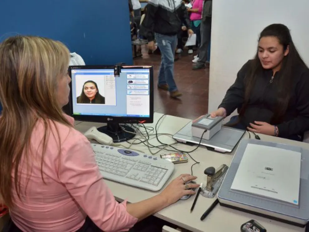 Ya se puede tramitar el "DNI express"