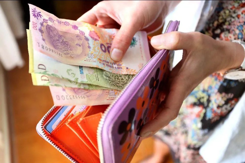 Comenzó el cronograma de haberes a estatales rionegrinos