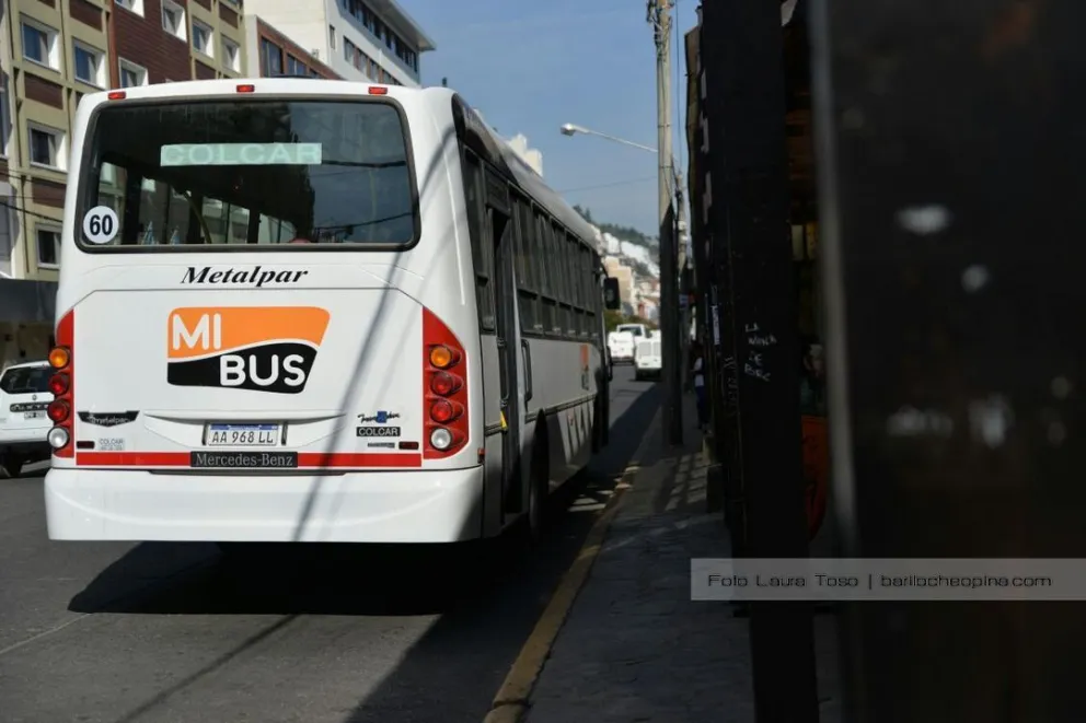Los trabajadores de Mi Bus levantaron las medidas de fuerza anunciadas