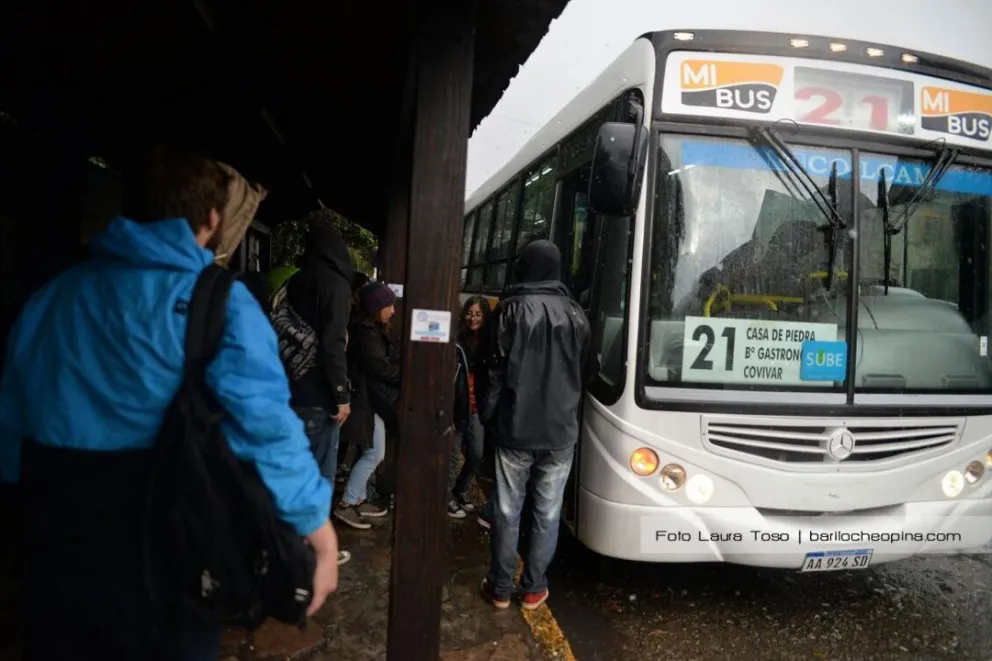 Paro de colectivos: En Bariloche y Dina Huapi el servicio funciona con normalidad