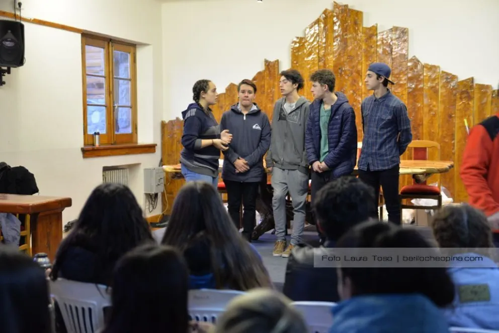 Educación anunció que los estudiantes de las ESRN 2 y 20 vuelven a clases