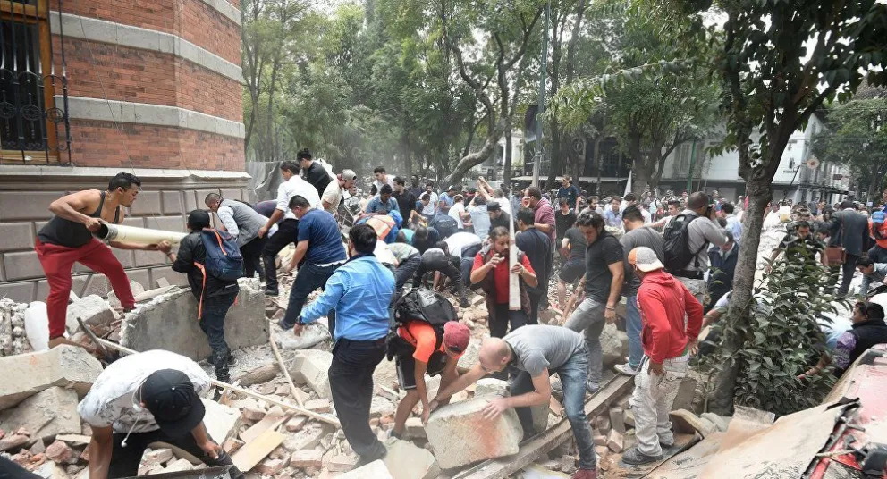 Continúa la búsqueda de sobrevivientes tras el terremoto en México