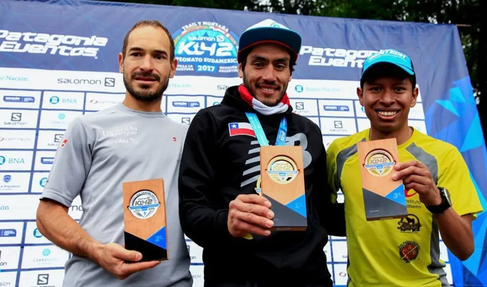 Podio para Santos Rueda en el K42 de Villa la Angostura