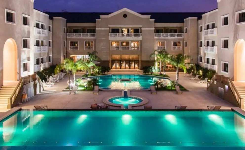 Promoción de Hertz Rent a Car y Howard Johnson