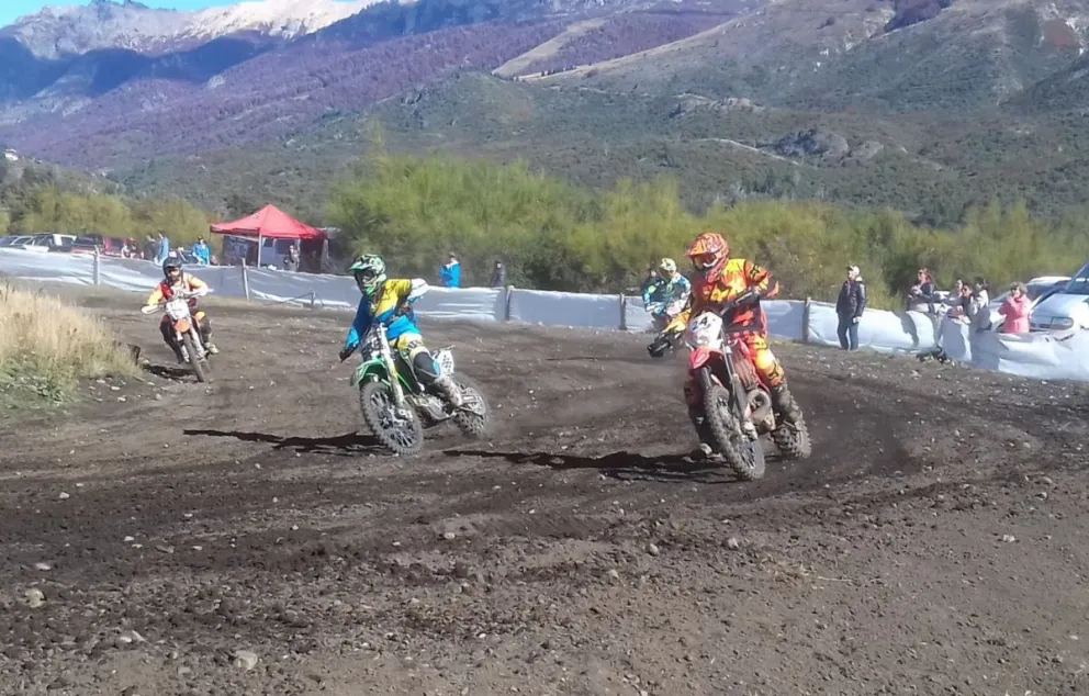 Fin de semana a puro Motocross y  Super Enduro en Bariloche