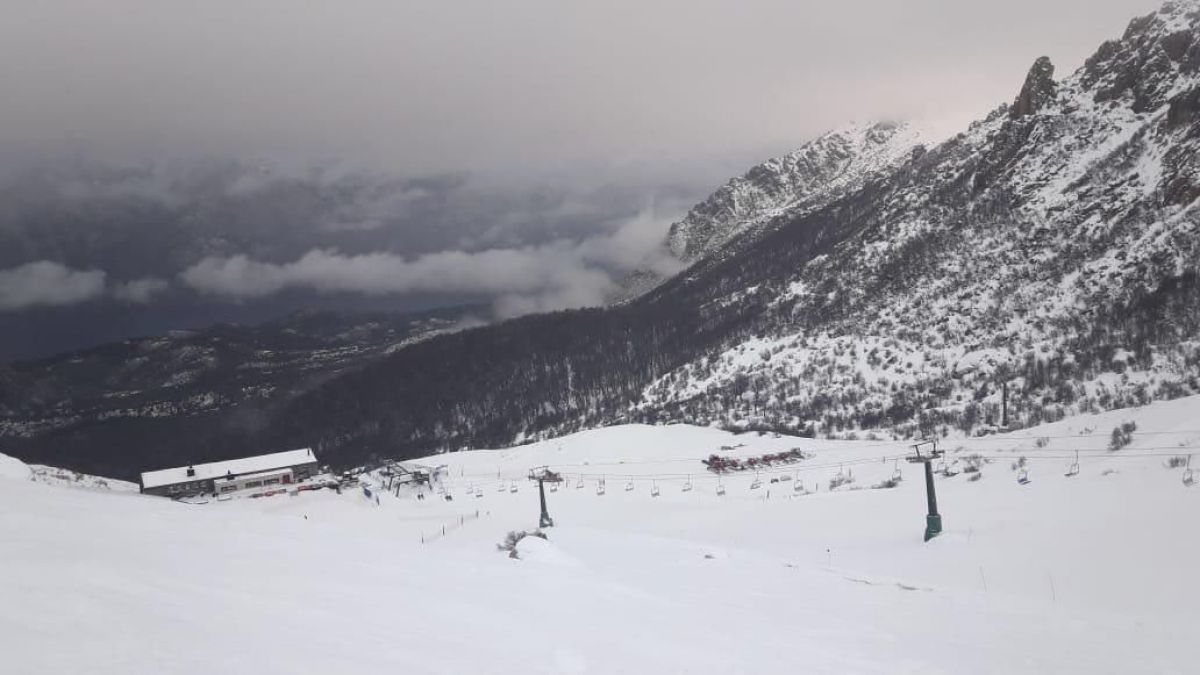 Anuncian lluvias y nevadas para este jueves en Bariloche