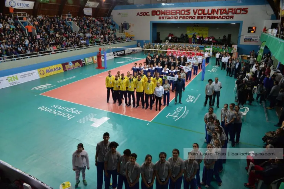 Comenzó el Campeonato Sudamericano Sub21 de Vóley en Bariloche