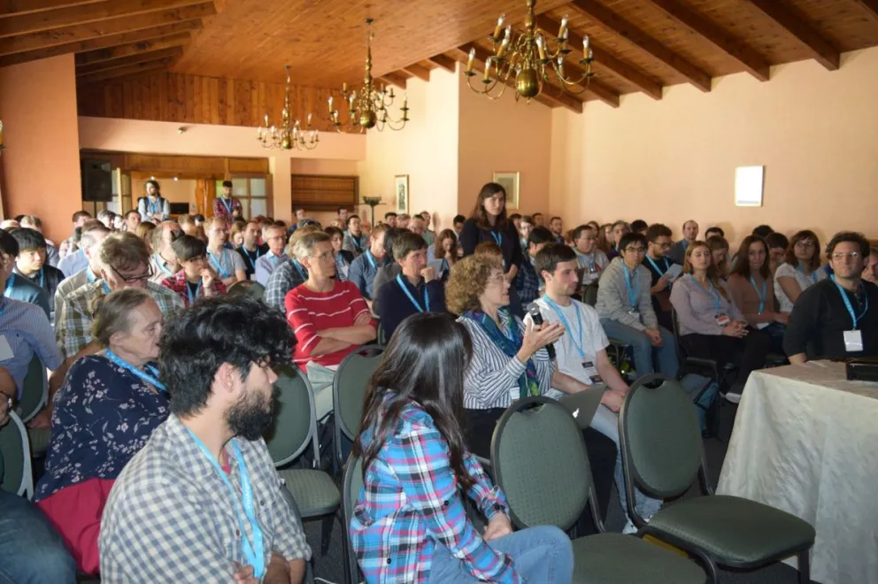 Se celebra importante conferencia internacional de Astronomía en Bariloche